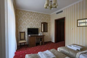 Готель Fenix Town. Стандарт двомісний Twin 2