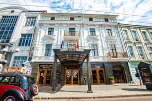 Готель Франція