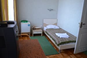 Міні-готель Гостинний Двір. Напівлюкс двомісний з окремими ліжками 7