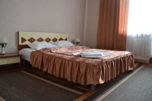 Міні-готель Гостинний Двір. Стандарт одномісний з двоспальним ліжком 3