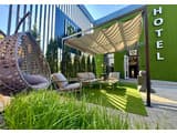 HIDE PARK HOTEL 1