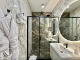 HIDE PARK HOTEL 24