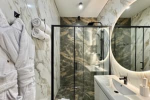 Готельно-ресторанний комплекс HIDE PARK HOTEL. Делюкс тримісний  11