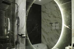 Готельно-ресторанний комплекс HIDE PARK HOTEL. Люкс 4-місний  14