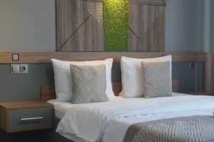 Готельно-ресторанний комплекс HIDE PARK HOTEL. Стандарт тримісний  2