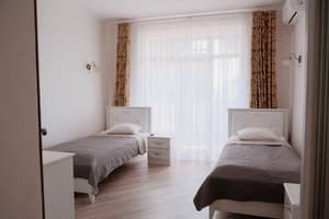 Отель Хутір. Стандарт двухместный с раздельными кроватями 1