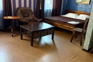 Міні-готель Кардинал. Комфорт тримісний VIP (Міністерський) 12