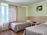 Панська хата 8