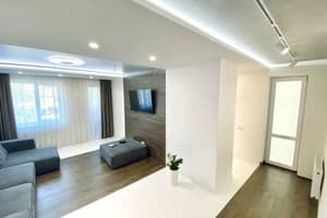 СВЕТ ЕСТЬ ВСЕГДА!
Лучшая трёхкомнатная квартира в центре 3