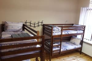 Хостел SWEET Hostel. Место в общем 6-местном номере  12