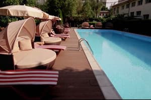 Сафари-Клуб 1