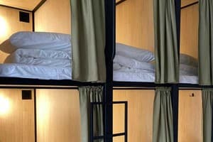 Хостел Trend House Hostel. Место в женском 16-местном номере  9