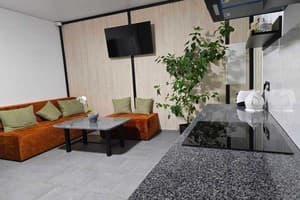 Хостел Trend House Hostel. Место в мужском 18-местном номере  23