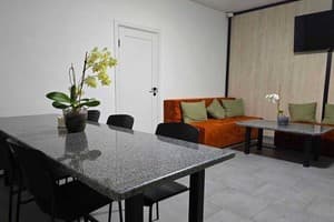 Хостел Trend House Hostel. Місце у жіночому 16-місному номері  13